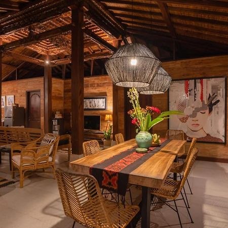 Villa Niyamas Ubud Екстериор снимка